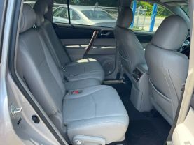 2011 TOYOTA HIGHLANDER SUV V6, 3.5 LITER LIMITED SPORT UTILITY 4D
