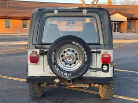 1985 JEEP CJ-7 SUV - LAREDO UTILITY