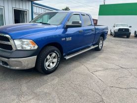 2017 RAM 1500 CREW CAB PICKUP V8, HEMI, 5.7 LITER TRADESMAN PICKUP 4D 6 1/3 FT