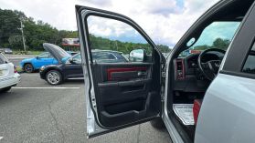 2015 RAM 1500 CREW CAB
