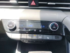 2022 HYUNDAI ELANTRA SEDAN 4-CYL, 2.0 LITER SEL SEDAN 4D at Motors On Wheels - used car dealership in Houston, Texas.