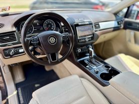 2013 VOLKSWAGEN TOUAREG SUV V6, TURBO DIESEL, 3.0 LITER TDI SPORT SUV 4D