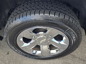 2015 Chevrolet Tahoeltz Sport Utility 4d - Image 38