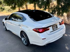2017 INFINITI Q70 SEDAN V6, 3.7 LITER L 3.7 SEDAN 4D