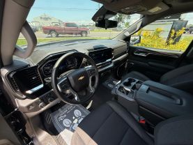 2023 Chevrolet Silverado 1500 Crew Cab Lt Pickup 4d 5 3/4 Ft - Image 12