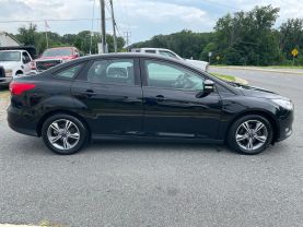 2017 Ford Focus - Image 28