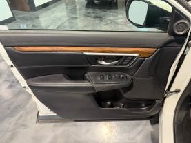 2018 HONDA CR-V SUV 4-CYL, TURBO, 1.5 LITER TOURING SPORT UTILITY 4D