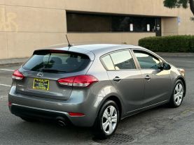 2016 KIA FORTE5 HATCHBACK 4-CYL, GDI, 2.0 LITER LX HATCHBACK 4D