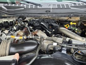 2017 Ford F350 Super Duty Crew Cablariat Pickup 4d 8 Ft - Image 35
