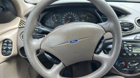 2001 FORD FOCUS