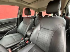 2016 Ford Fiesta - Image 10
