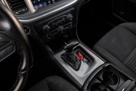 2020 Dodge Charger - Image 30