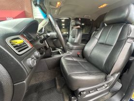 2013 CHEVROLET AVALANCHE PICKUP V8, FLEX FUEL, 5.3 LITER BLACK DIAMOND LT SPORT UTILITY PICKUP 4D 5 1/4 FT