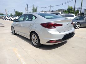 2019 HYUNDAI ELANTRA SEDAN 4-CYL, 2.0 LITER SEL SEDAN 4D at Motors On Wheels - used car dealership in Houston, Texas.
