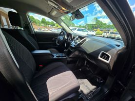 2017 Chevrolet Equinoxls Sport Utility 4d - Image 11