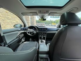 2022 VOLKSWAGEN TAOS SUV 4-CYL, TURBO, 1.5 LITER SE 4MOTION SPORT UTILITY 4D - Gesner Auto Inc in Taunton, MA, 41.88613, -71.14527
