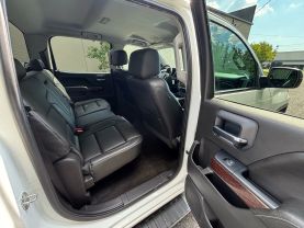 2018 GMC SIERRA 1500 CREW CAB PICKUP V8, ECOTEC3, 5.3 LITER SLT PICKUP 4D 5 3/4 FT