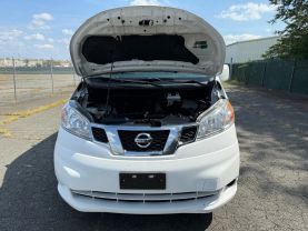 2017 NISSAN NV200