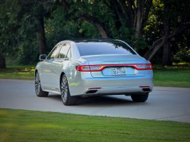 2017 LINCOLN CONTINENTAL SEDAN V6, 2.7 LITER RESERVE SEDAN 4D