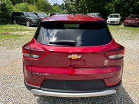2021 CHEVROLET TRAILBLAZER SUV 3-CYL, ECOTEC, TURBO, 1.2 LITER LT SPORT UTILITY 4D at T&T Repairables - used car dealership in Spencer, Indiana.