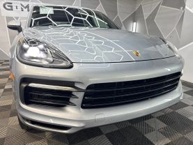 2020 PORSCHE CAYENNE