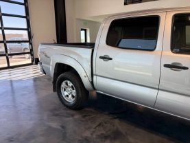 2011 TOYOTA TACOMA DOUBLE CAB PICKUP V6, 4.0 LITER PICKUP 4D 5 FT