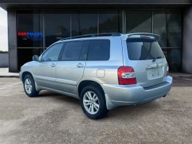 2006 Toyota Highlander Hybrid Sport Utility 4d - Image 5