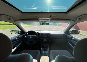 2005 Honda Accord - Image 17