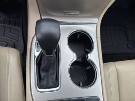 2017 JEEP GRAND CHEROKEE SUV V6, VVT, 3.6 LITER LIMITED SPORT UTILITY 4D