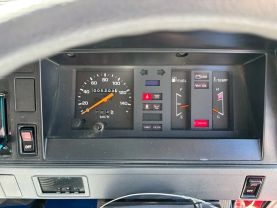1995 TOYOTA HIACE TRUCK 2L FIRE TRUCK