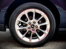 2011 Ford Mustang - Image 27