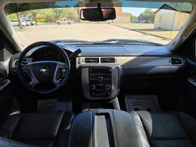 2013 CHEVROLET SILVERADO 2500 HD CREW CAB PICKUP V8, TURBO DIESEL, 6.6L LTZ PICKUP 4D 6 1/2 FT