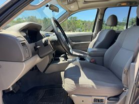 2004 JEEP GRAND CHEROKEE SUV 6-CYL, 4.0 LITER LAREDO SPORT UTILITY 4D