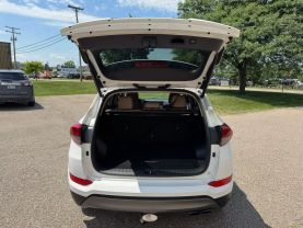 2016 HYUNDAI TUCSON SUV 4-CYL, TURBO, 1.6 LITER SPORT SUV 4D