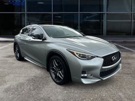 2017 Infiniti Qx30 Sport Suv 4d - Image 8