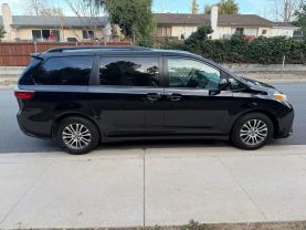 2020 TOYOTA SIENNA XLE MINIVAN 4D