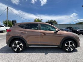 2017 HYUNDAI TUCSON SUV 4-CYL, TURBO, 1.6 LITER SPORT SUV 4D