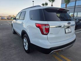 2016 Ford Explorer - Image 4