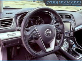 2023 NISSAN MAXIMA