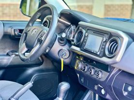 2016 TOYOTA TACOMA DOUBLE CAB PICKUP V6, 3.5 LITER SR5 PICKUP 4D 5 FT