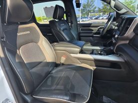 2021 RAM 1500 CREW CAB PICKUP V8, HEMI, 5.7 LITER LARAMIE PICKUP 4D 5 1/2 FT