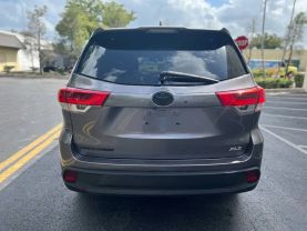 2019 TOYOTA HIGHLANDER SUV GRAY AUTOMATIC - Iron Cars Inc