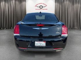 2016 CHRYSLER 300 SEDAN V6, 3.6 LITER 300S ALLOY EDITION SEDAN 4D