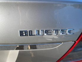 2009 MERCEDES-BENZ E-CLASS SEDAN V6, TURBO DIESEL, 3.0L E 320 BLUETEC SEDAN 4D
