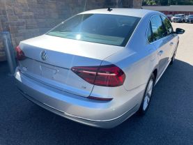 2018 VOLKSWAGEN PASSAT SEDAN 4-CYL, TURBO, 2.0 LITER 2.0T SE SEDAN 4D - Gesner Auto Inc in Taunton, MA, 41.88613, -71.14527