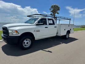 2017 RAM 3500 CREW CAB PICKUP 6-CYL, TURBO DSL, 6.7L TRADESMAN PICKUP 4D 8 FT