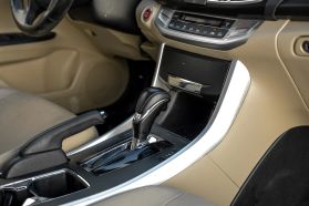 2015 Honda Accord - Image 30