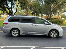 2018 TOYOTA SIENNA VAN GRAY AUTOMATIC - Iron Cars Inc
