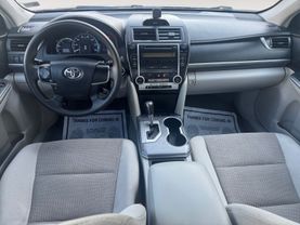 2012 Toyota Camry Le Hybrid Sedan 4d - Image 10