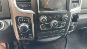 2016 RAM 1500 CREW CAB PICKUP V8, HEMI, 5.7 LITER BIG HORN PICKUP 4D 5 1/2 FT